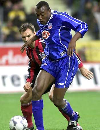 着两大央企 着两大央企